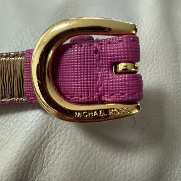 Michael Michael Kors Textured Pink Leather Belt - Picture 7 of 12